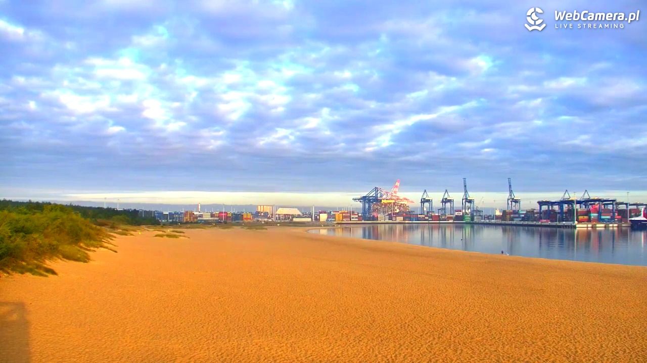 Gdańsk - widok na PLAŻĘ STOGI NOWOŚĆ - 03 październik 2026, 07:52