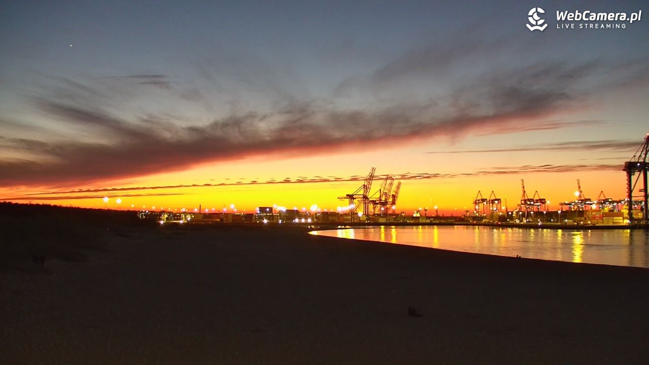 Gdańsk - widok na PLAŻĘ STOGI NOWOŚĆ - 04 maj 2026, 21:16