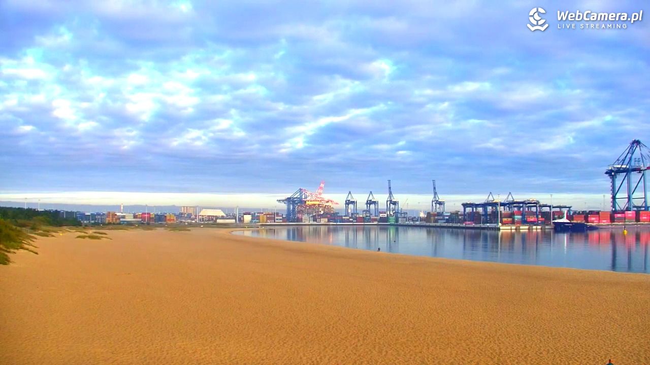 Gdańsk - widok na PLAŻĘ STOGI NOWOŚĆ - 03 październik 2026, 07:50