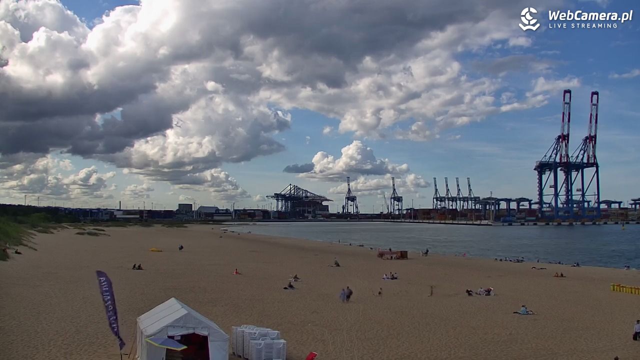 Gdańsk - widok na PLAŻĘ STOGI NOWOŚĆ - 12 sierpień 2026, 16:38