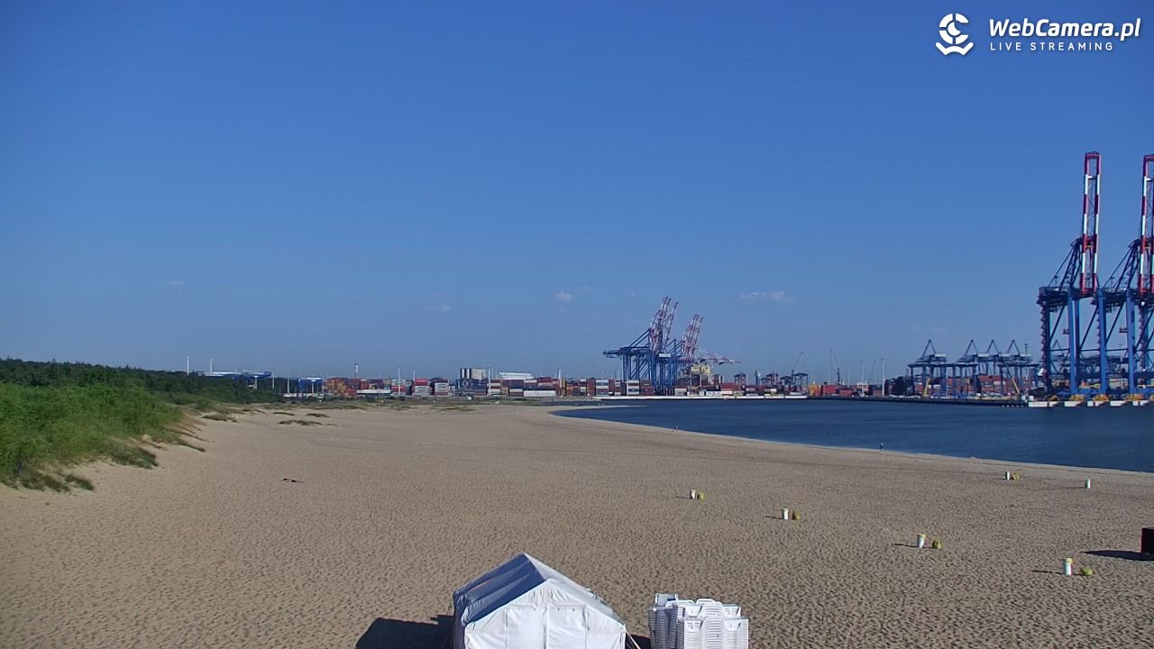 Gdańsk - widok na PLAŻĘ STOGI NOWOŚĆ - 03 lipiec 2025, 07:21