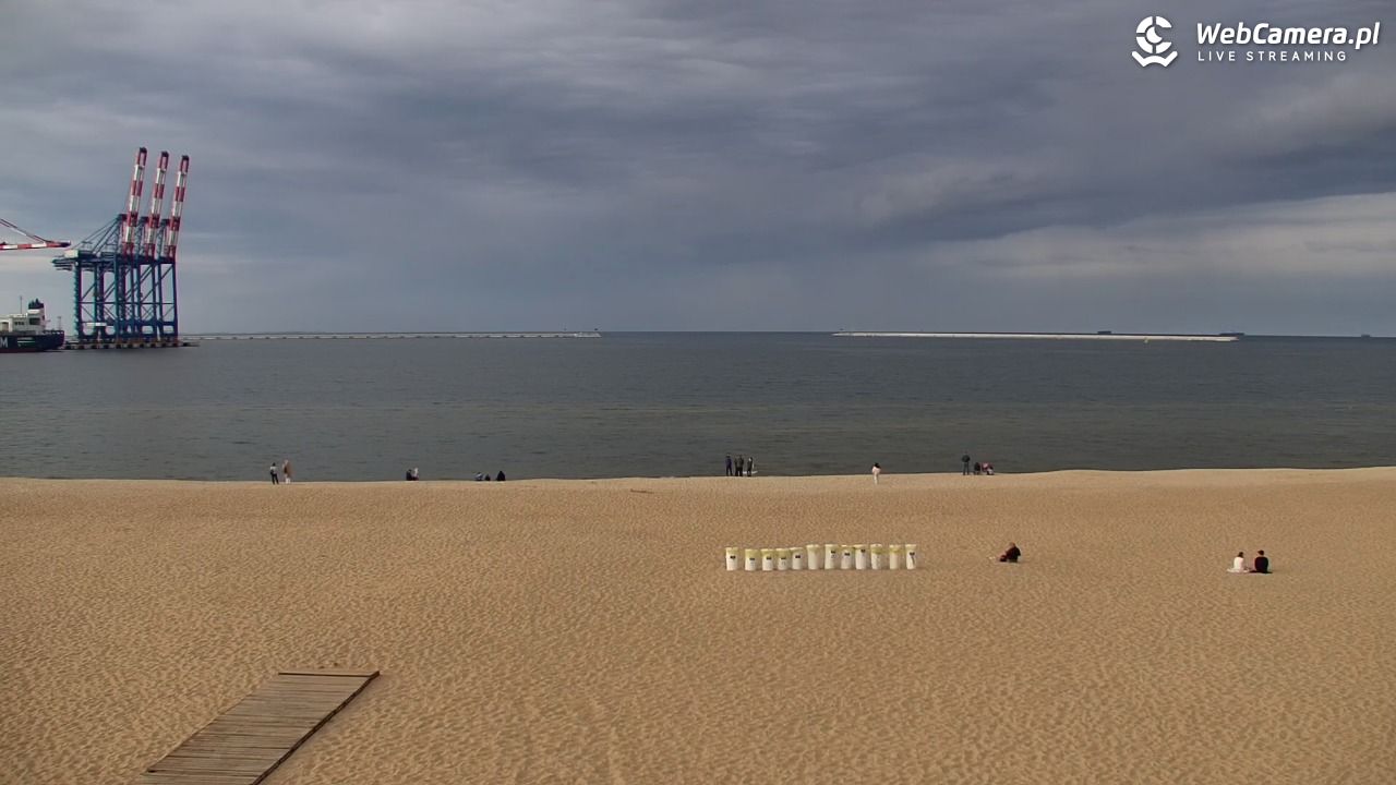Gdańsk - widok na PLAŻĘ STOGI NOWOŚĆ - 13 maj 2025, 18:08