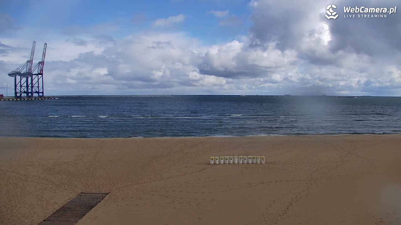 Gdańsk - widok na PLAŻĘ STOGI NOWOŚĆ - 15 maj 2025, 10:07