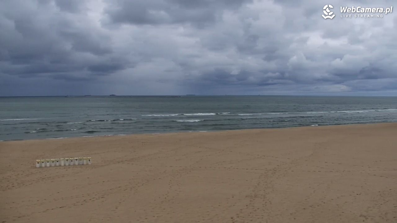 Gdańsk - widok na PLAŻĘ STOGI NOWOŚĆ - 15 maj 2025, 17:40
