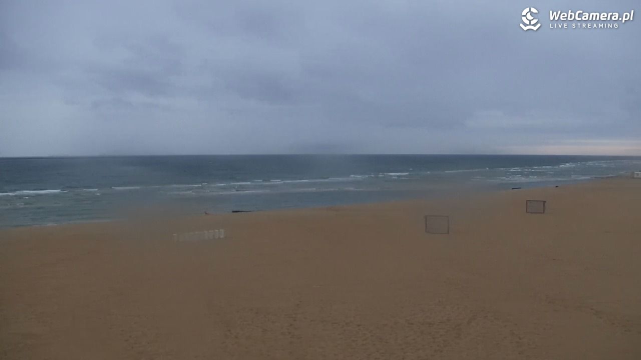 Gdańsk - widok na PLAŻĘ STOGI NOWOŚĆ - 06 maj 2026, 09:27