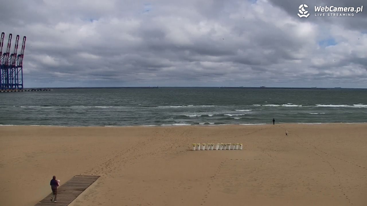 Gdańsk - widok na PLAŻĘ STOGI NOWOŚĆ - 16 maj 2025, 09:57