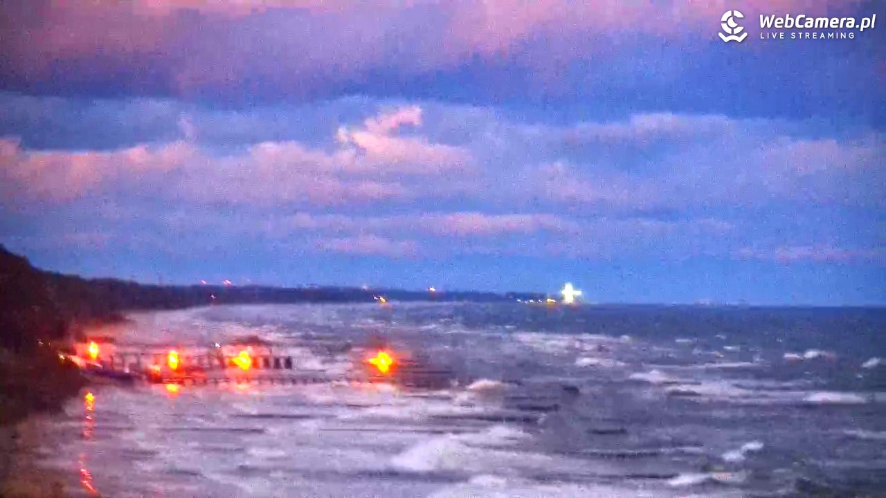 USTRONIE MORSKIE - widok na plażę - 18 październik 2025, 07:03