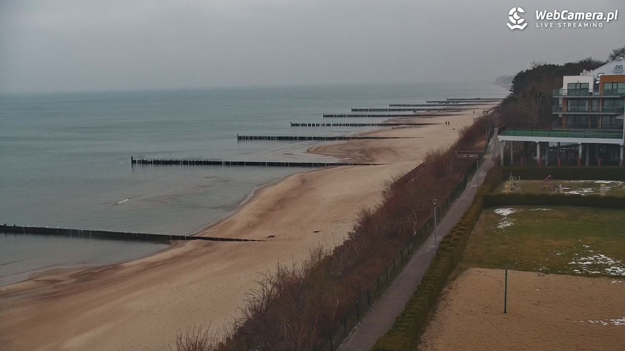 USTRONIE MORSKIE - widok na plażę - 16 styczeń 2026, 11:02