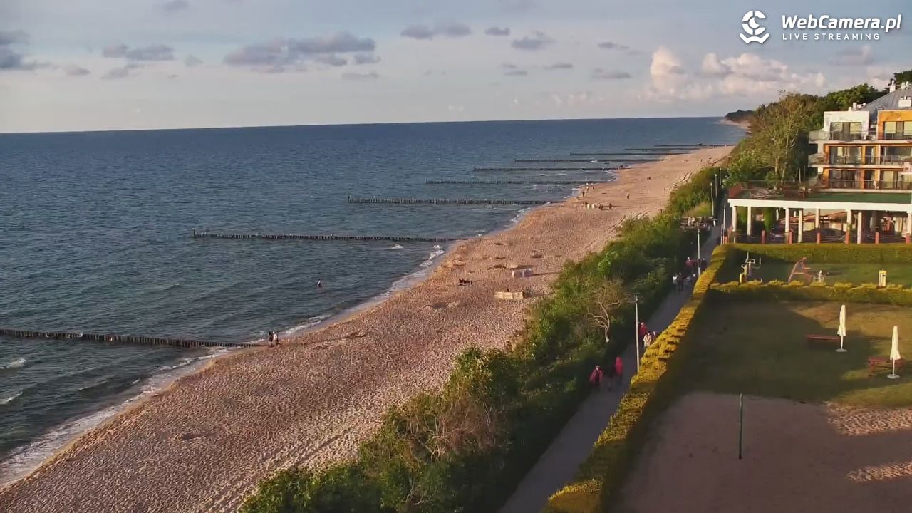 USTRONIE MORSKIE - widok na plażę - 11 czerwiec 2026, 20:29