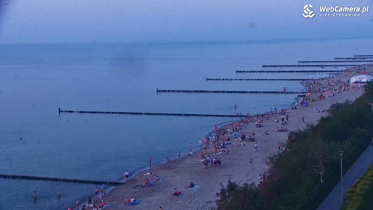 USTRONIE MORSKIE - widok na plażę - 30 lipiec 2026, 20:39