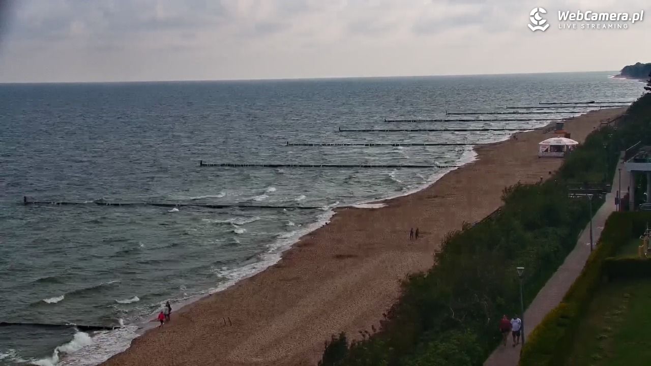 USTRONIE MORSKIE - widok na plażę - 10 sierpień 2025, 08:34