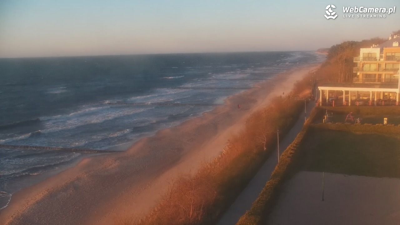 USTRONIE MORSKIE - widok na plażę - 20 kwiecień 2026, 19:45