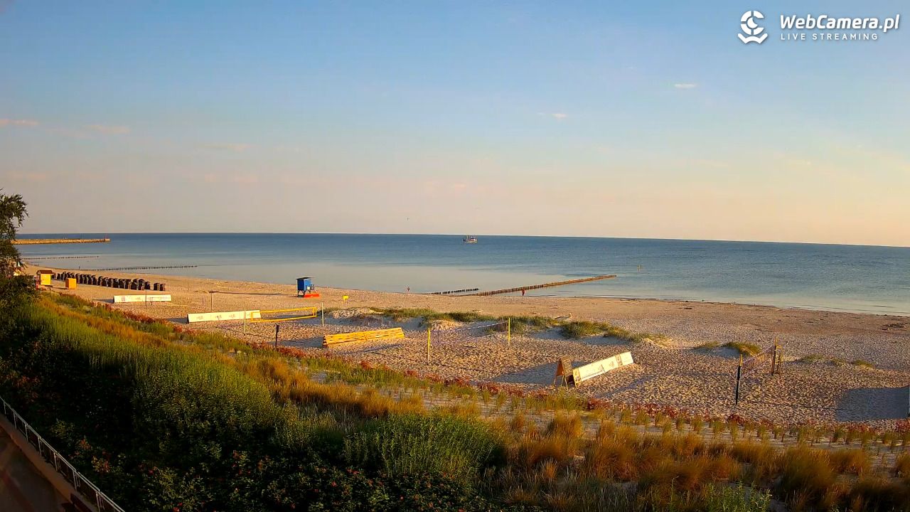 USTKA - widok na plażę - 03 lipiec 2025, 05:47