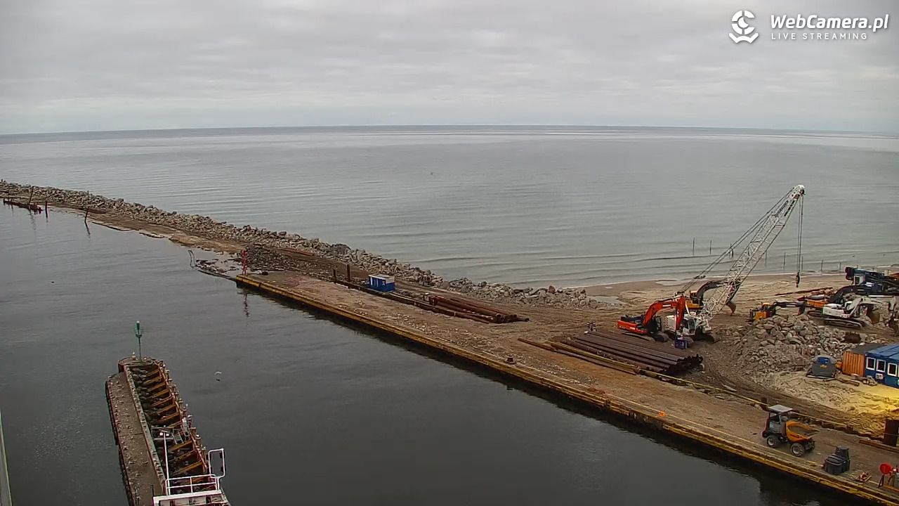 USTKA - widok z pylonu na plażę - 21 grudzień 2025, 15:34