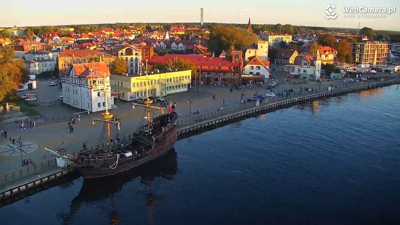 USTKA - widok z pylonu na plażę - 27 wresień 2026, 18:13