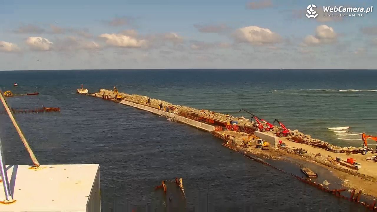 USTKA - widok z pylonu na plażę - 12 sierpień 2026, 12:31