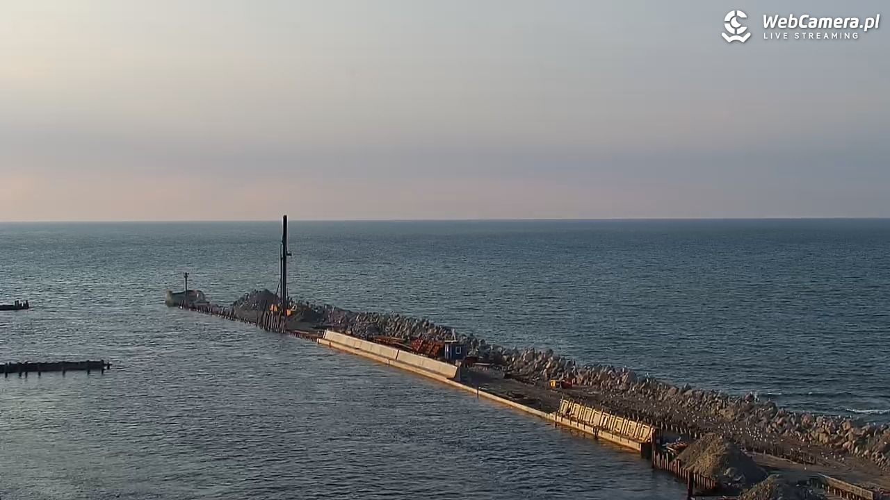 USTKA - widok z pylonu na plażę - 28 czerwiec 2026, 19:44