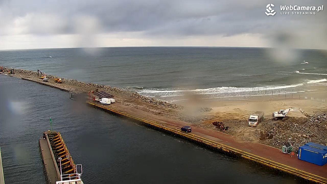 USTKA - widok z pylonu na plażę - 17 wresień 2025, 09:02