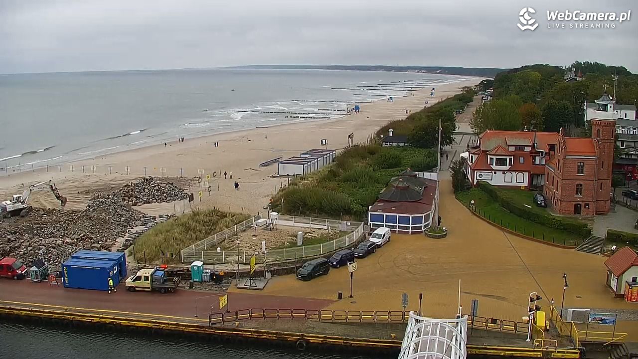 USTKA - widok z pylonu na plażę - 18 wresień 2025, 09:42
