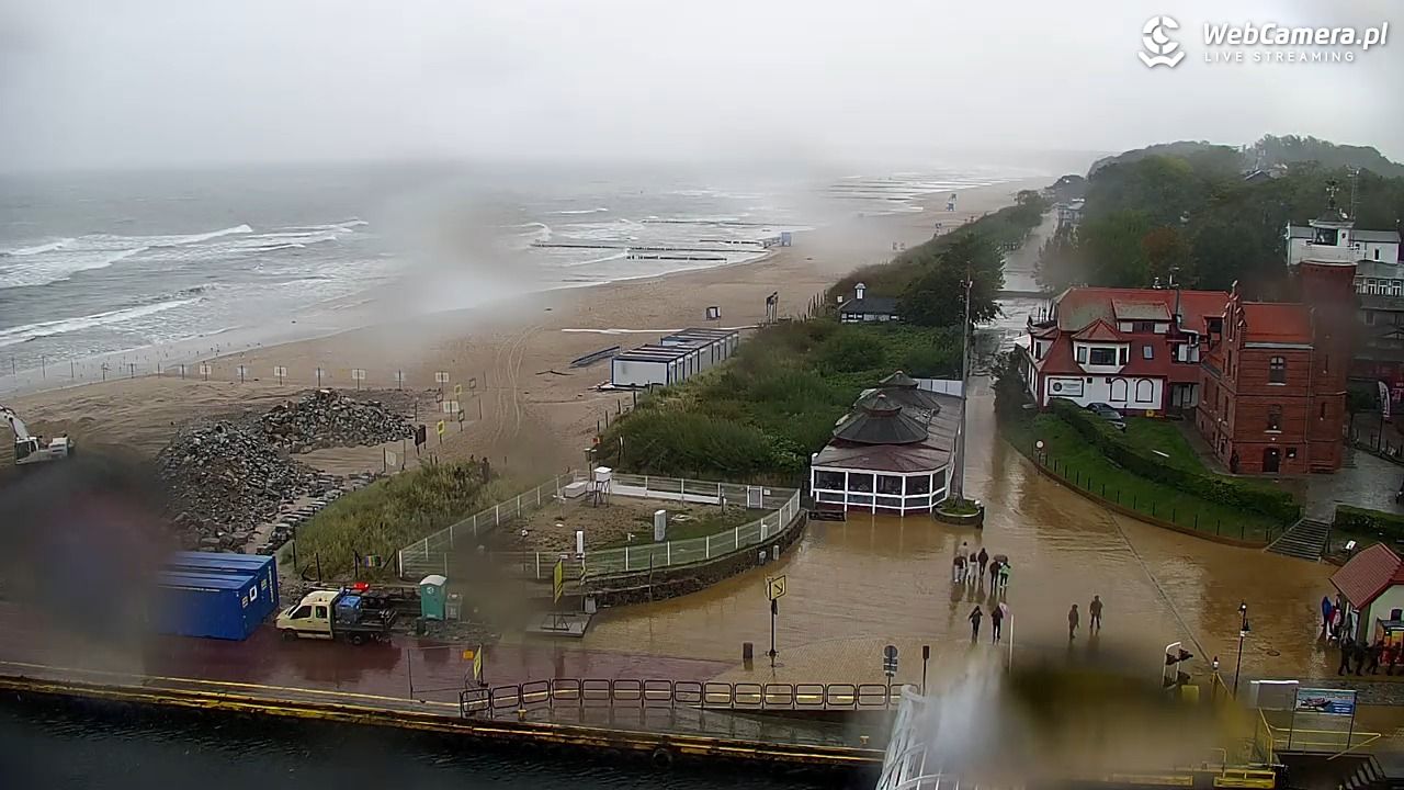 USTKA - widok z pylonu na plażę - 17 wresień 2025, 11:11