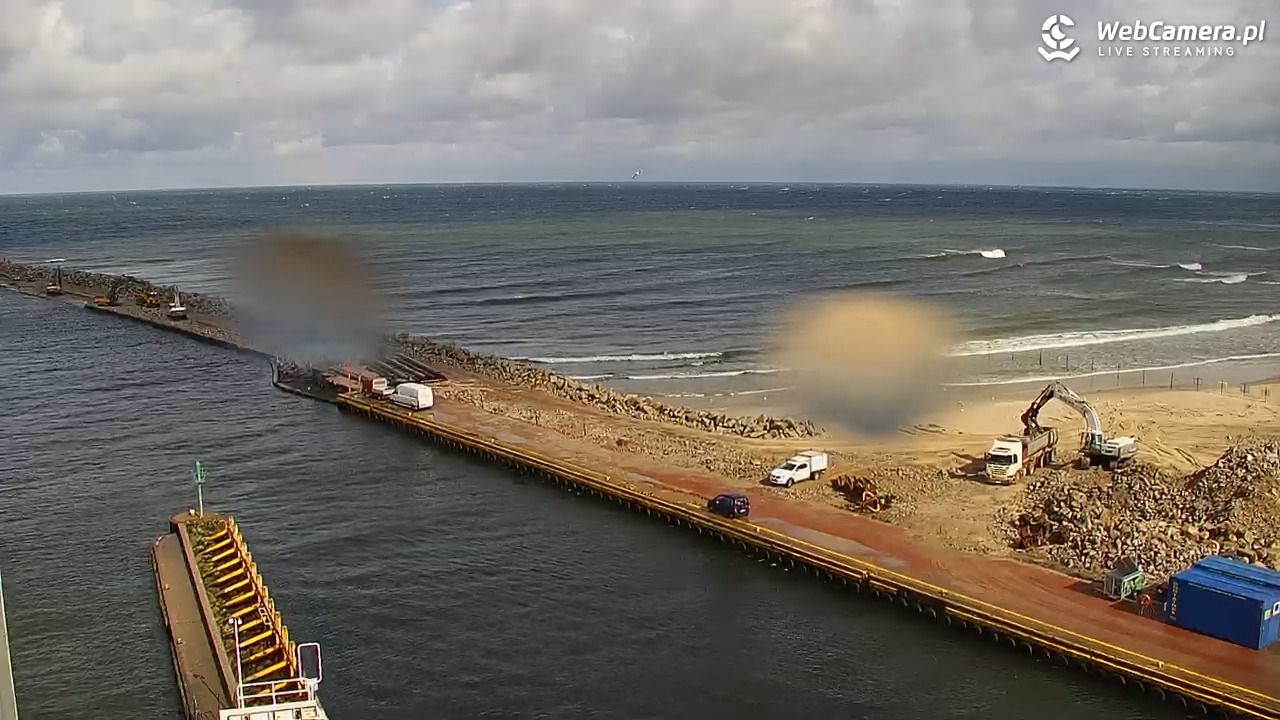 USTKA - widok z pylonu na plażę - 17 wresień 2025, 11:45
