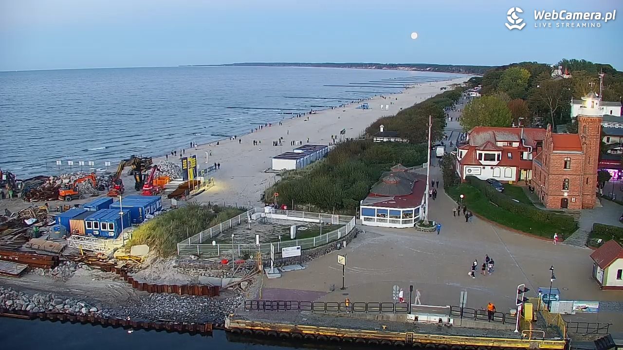 USTKA - widok z pylonu na plażę - 27 wresień 2026, 18:51