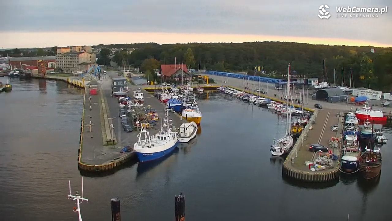 USTKA - widok z pylonu na plażę - 26 wresień 2026, 18:17