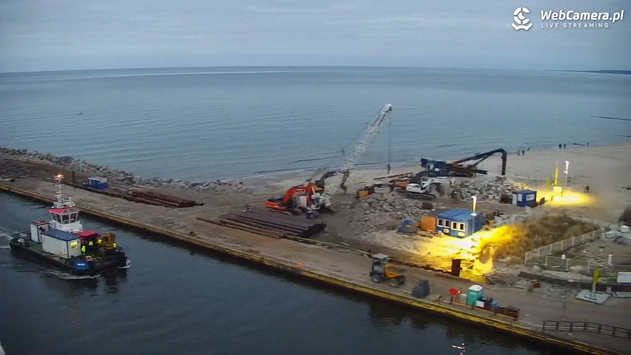 USTKA - widok z pylonu na plażę - 21 grudzień 2025, 15:52