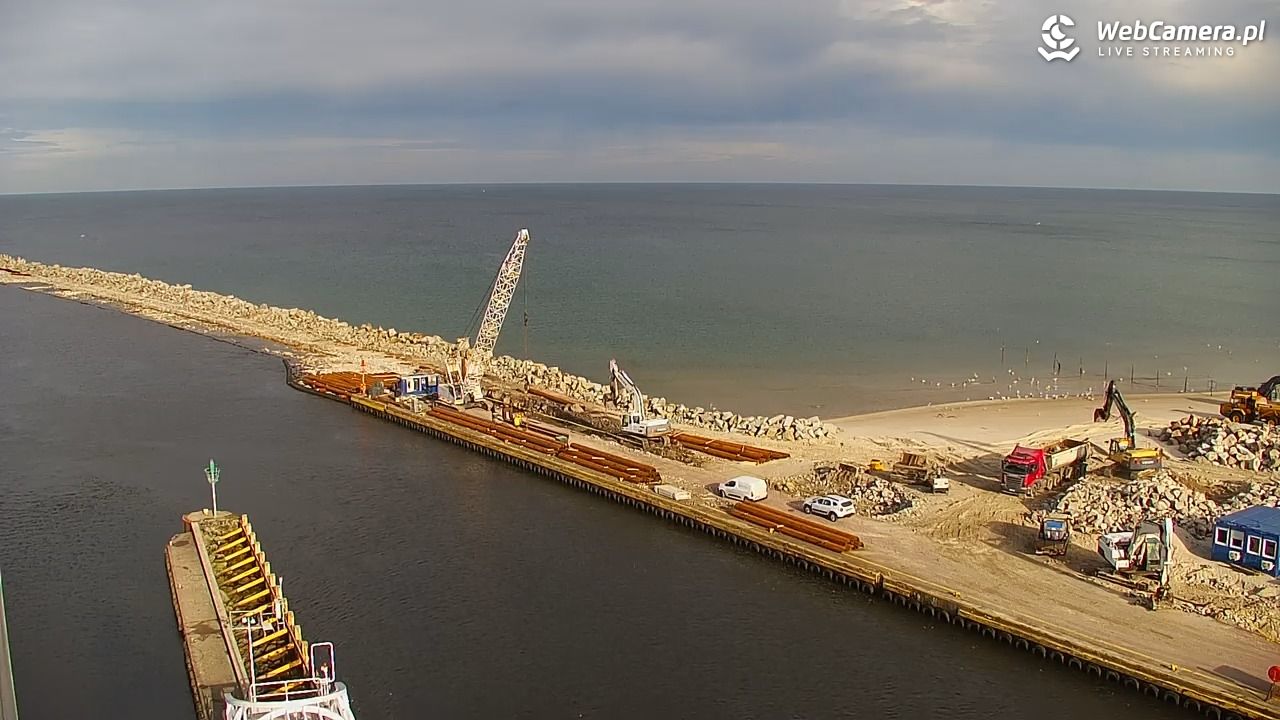 USTKA - widok z pylonu na plażę - 05 listopad 2025, 11:02