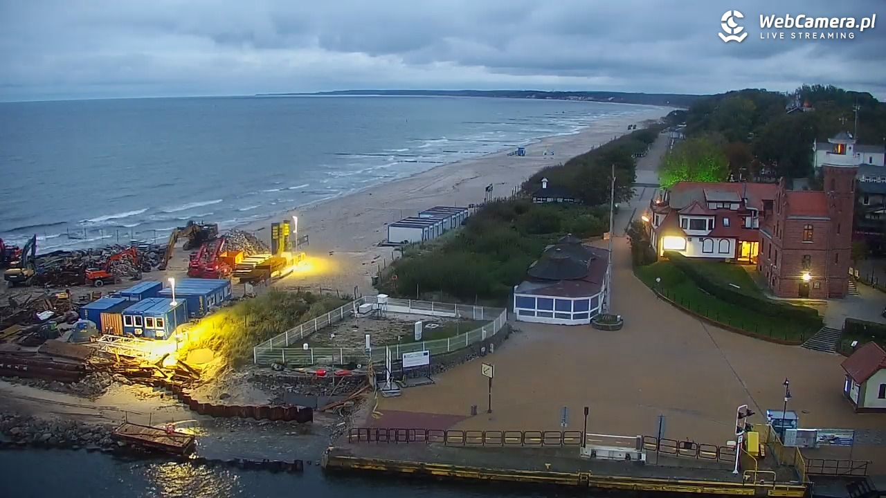 USTKA - widok z pylonu na plażę - 25 wresień 2026, 06:27