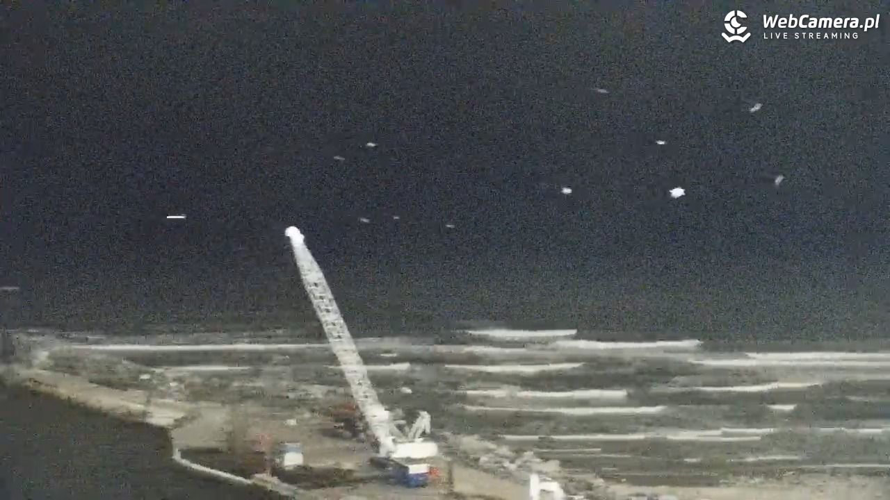 USTKA - widok z pylonu na plażę - 08 luty 2026, 22:00