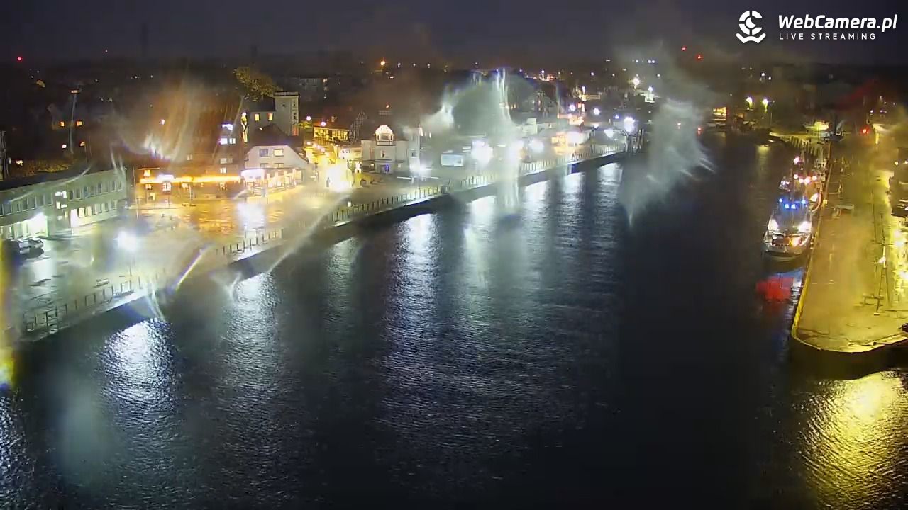 USTKA - widok z pylonu na plażę - 16 wresień 2025, 19:44