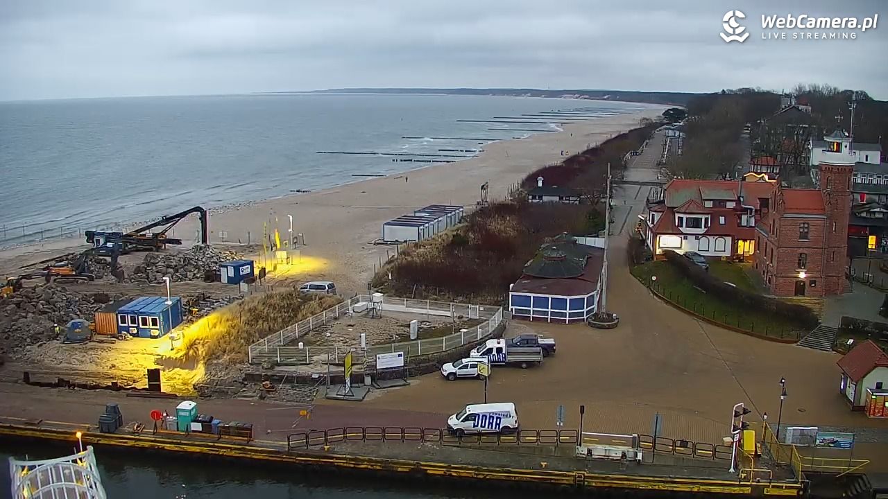 USTKA - widok z pylonu na plażę - 20 grudzień 2025, 08:02