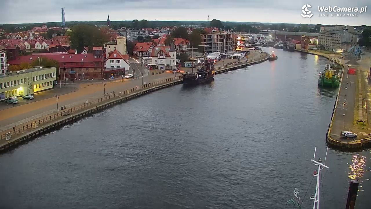 USTKA - widok z pylonu na plażę - 25 wresień 2026, 06:33