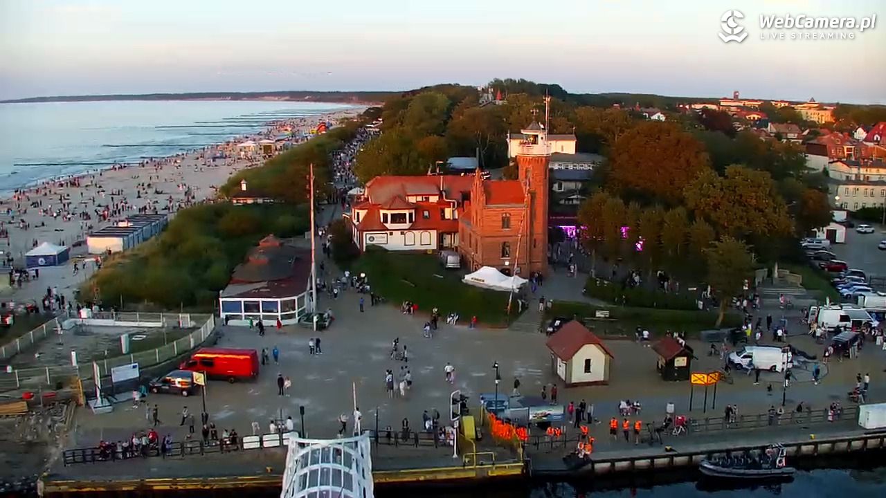 USTKA - widok z pylonu na plażę - 12 sierpień 2026, 20:20