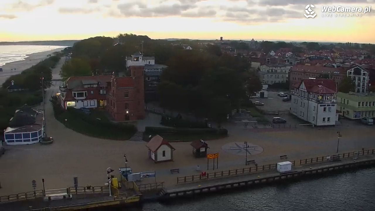 USTKA - widok z pylonu na plażę - 27 wresień 2026, 06:36