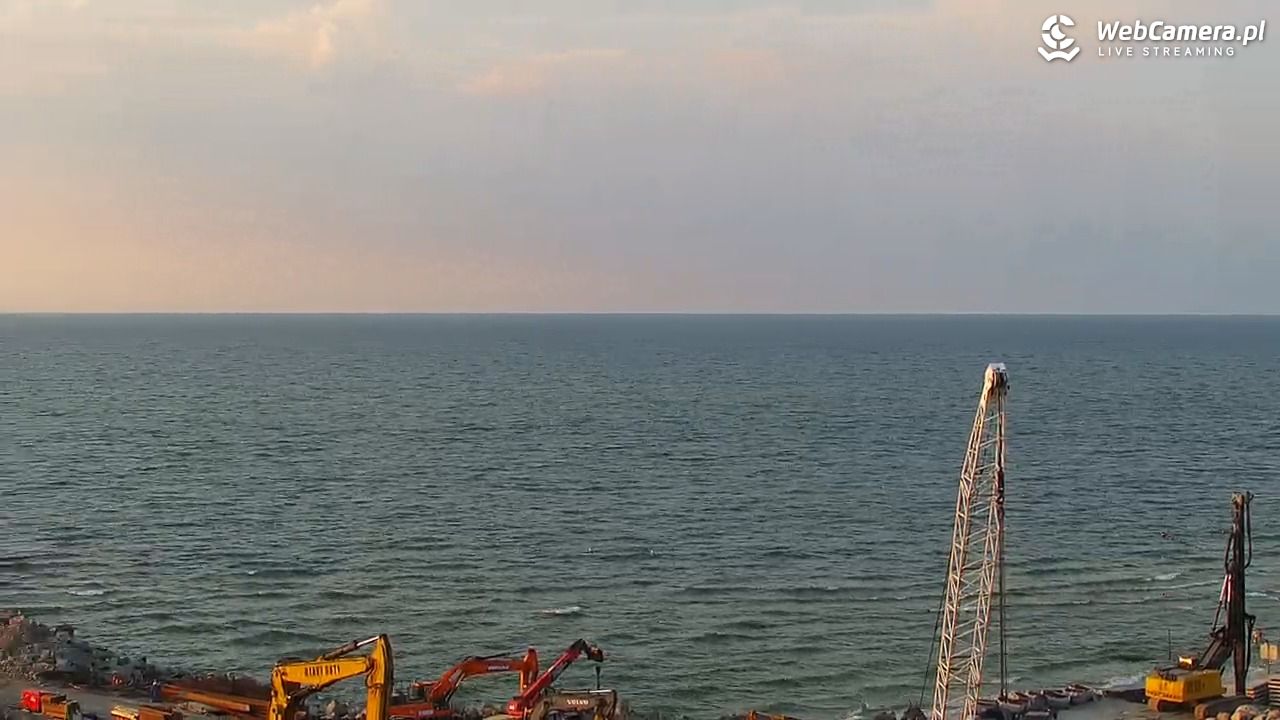 USTKA - widok z pylonu na plażę - 28 czerwiec 2026, 20:27