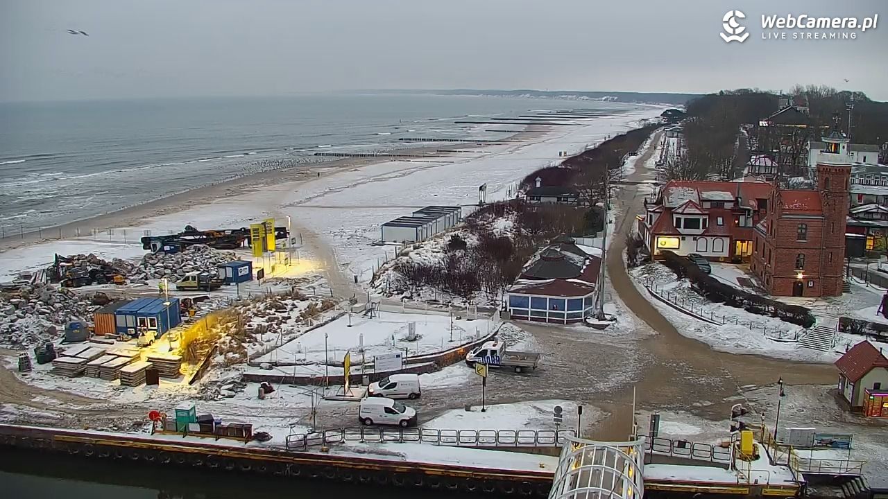 USTKA - widok z pylonu na plażę - 09 luty 2026, 07:21