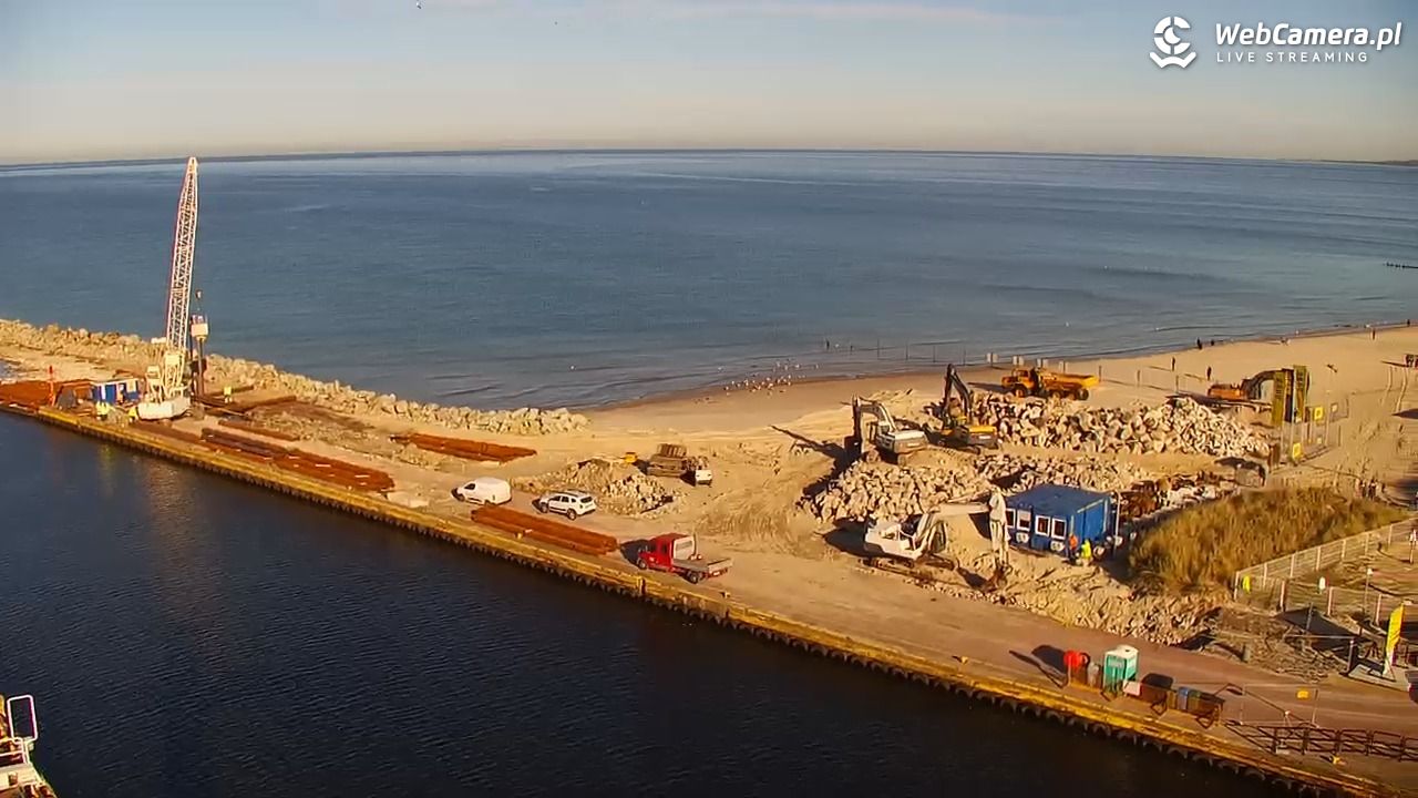 USTKA - widok z pylonu na plażę - 06 listopad 2025, 12:11