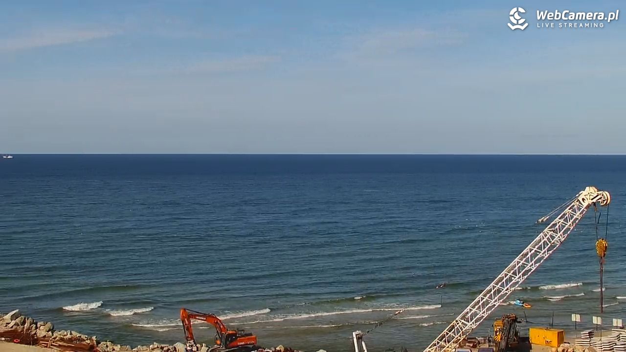 USTKA - widok z pylonu na plażę - 12 sierpień 2026, 16:28