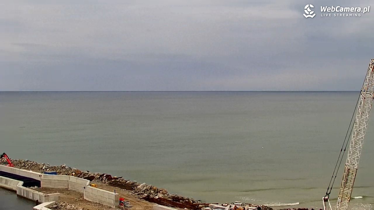 USTKA - widok z pylonu na plażę - 26 wresień 2026, 14:37