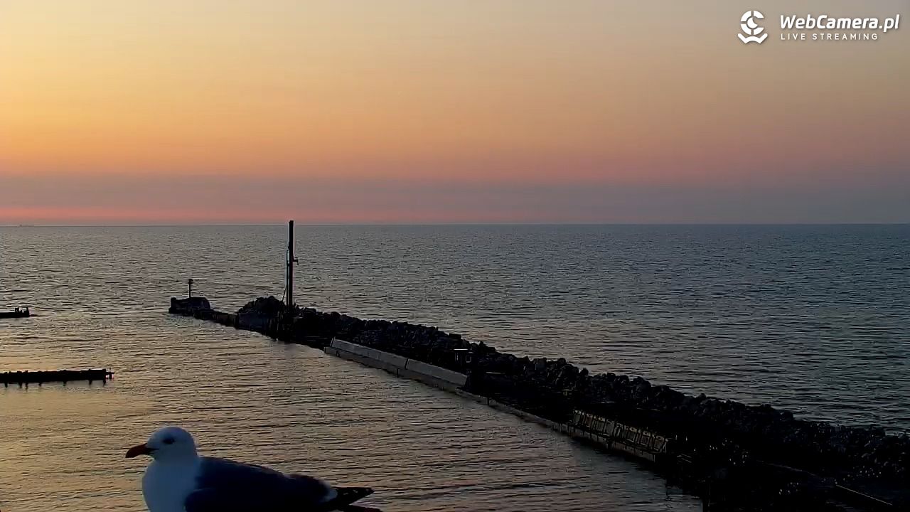 USTKA - widok z pylonu na plażę - 28 czerwiec 2026, 21:55