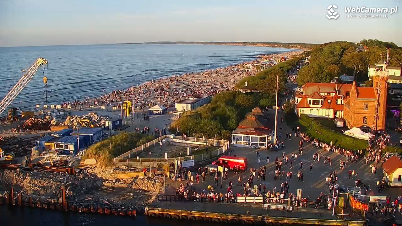 USTKA - widok z pylonu na plażę - 12 sierpień 2026, 19:56