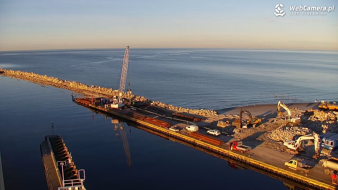 USTKA - widok z pylonu na plażę - 06 listopad 2025, 15:16