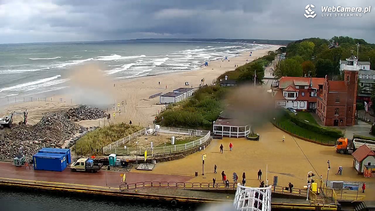 USTKA - widok z pylonu na plażę - 17 wresień 2025, 11:41