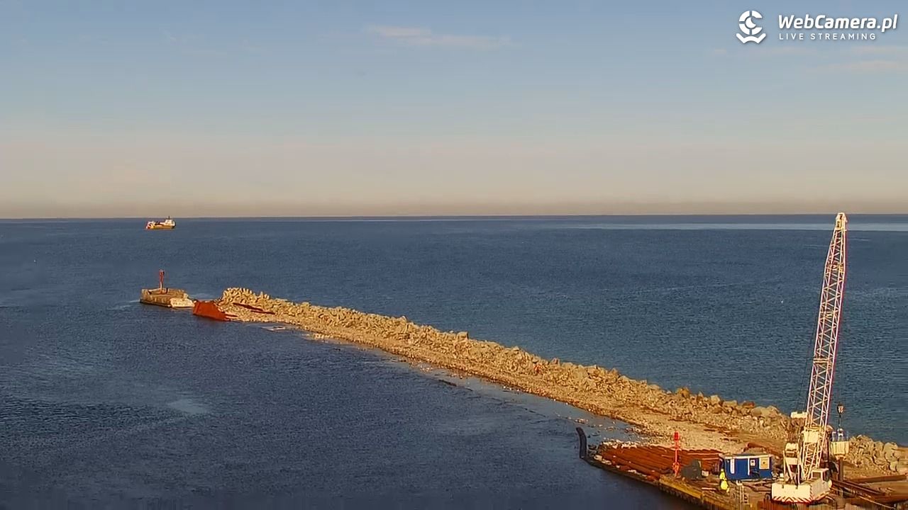USTKA - widok z pylonu na plażę - 06 listopad 2025, 11:52