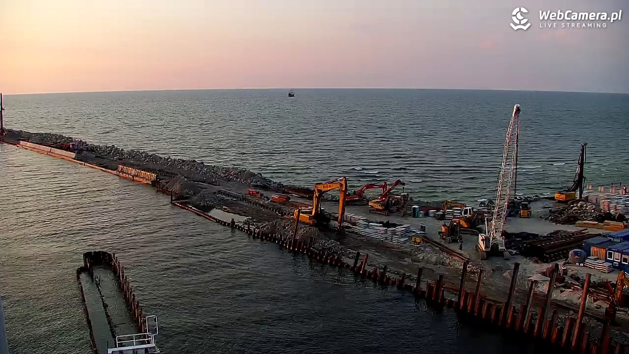 USTKA - widok z pylonu na plażę - 28 czerwiec 2026, 21:05