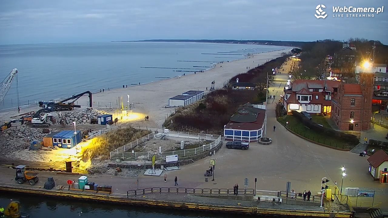 USTKA - widok z pylonu na plażę - 21 grudzień 2025, 15:53