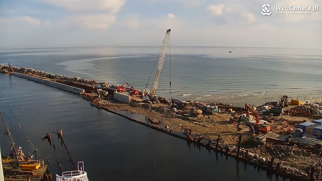 USTKA - widok z pylonu na plażę - 13 sierpień 2026, 08:32