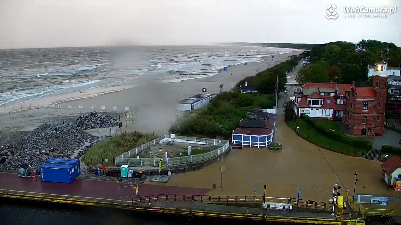 USTKA - widok z pylonu na plażę - 17 wresień 2025, 06:54
